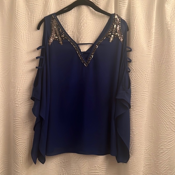 Cobalt blue studded. Cold Shoulder Top - Picture 3 of 5
